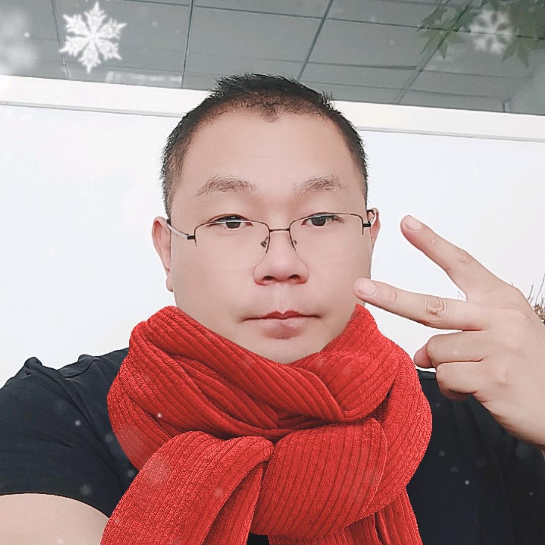 体家店主大鹏