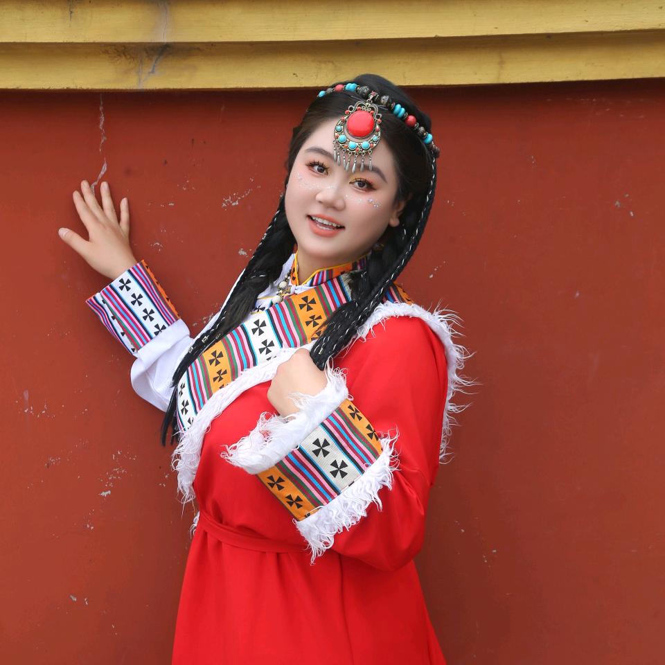 Mrs 金女士