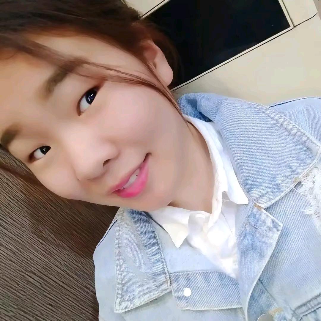 小妮（不要连赞）