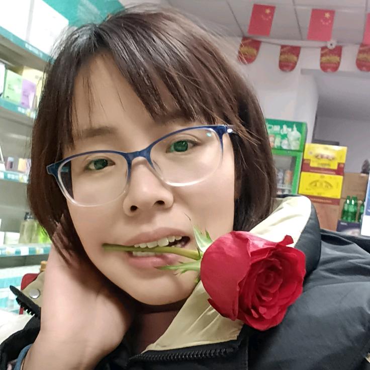 绿叶红花