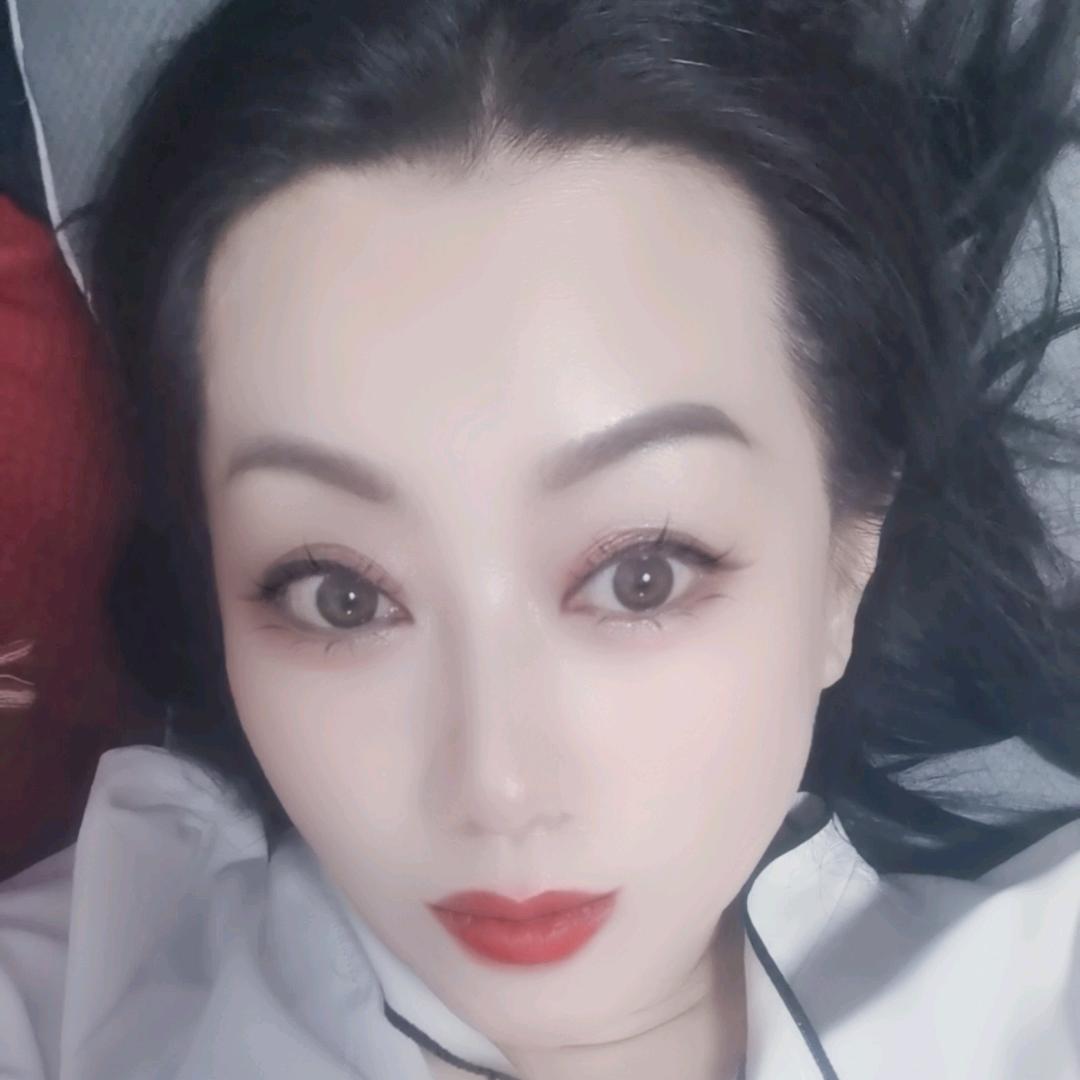 三胞胎妈妈尚儿