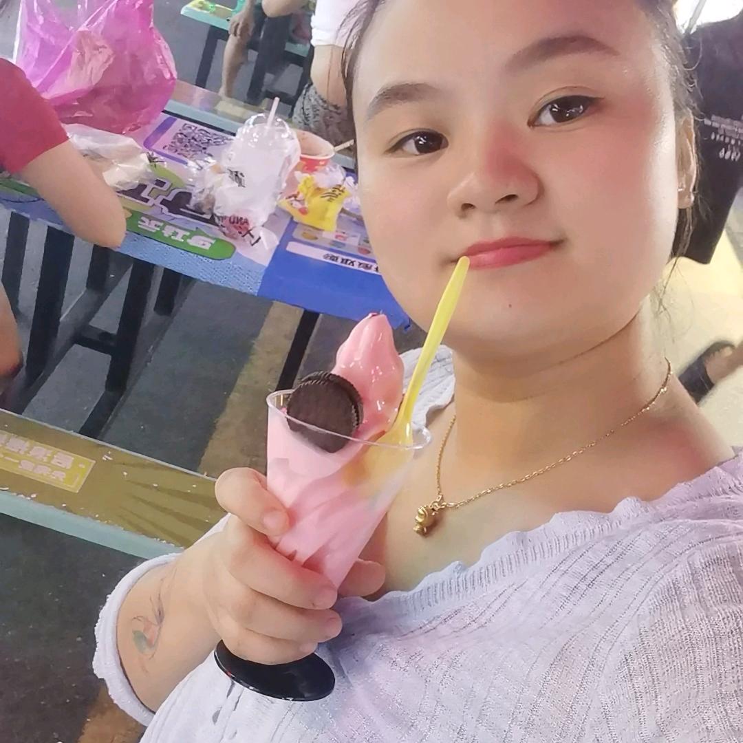 小利爱山歌