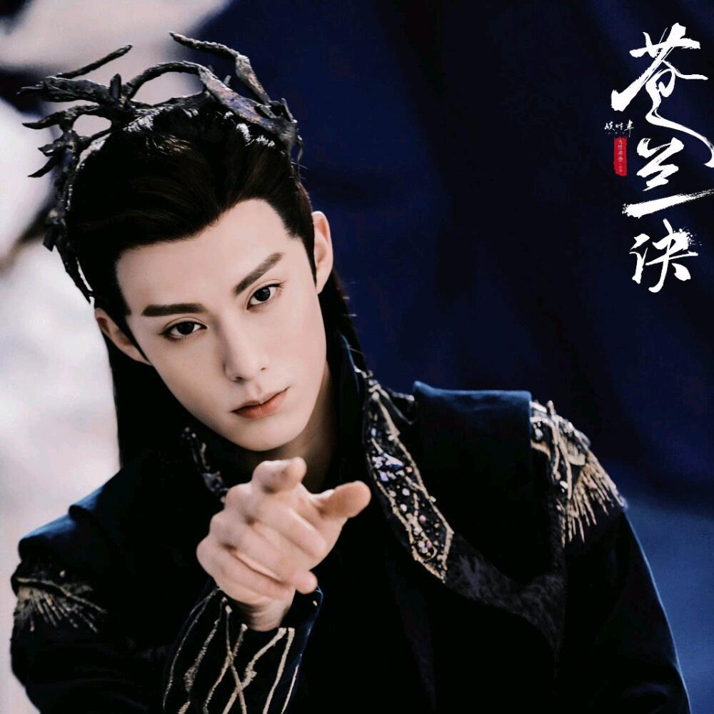 月族月尊——东方青苍