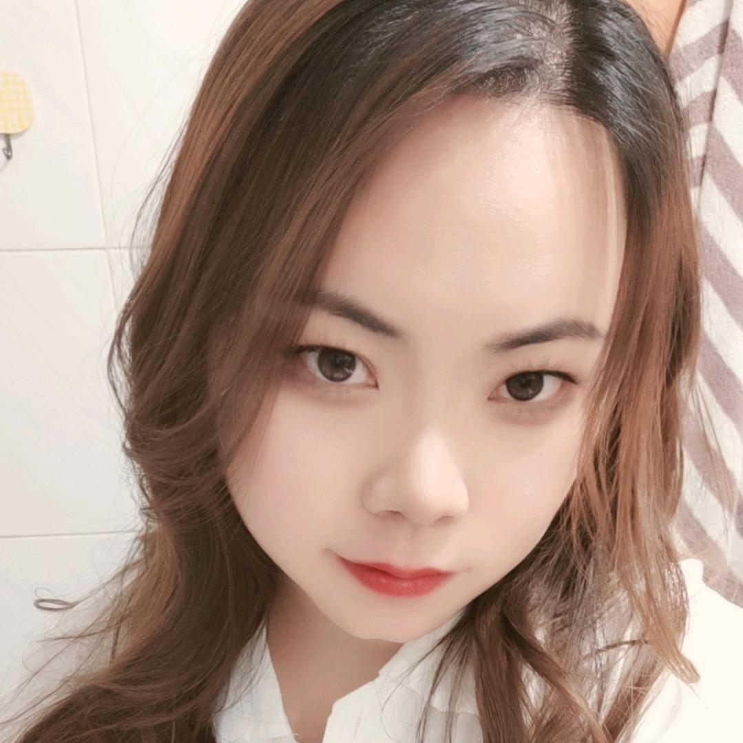 淡然一笑