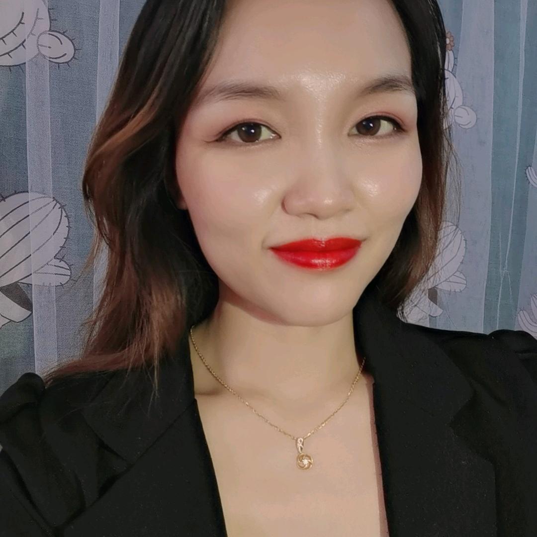 是丽丽吖