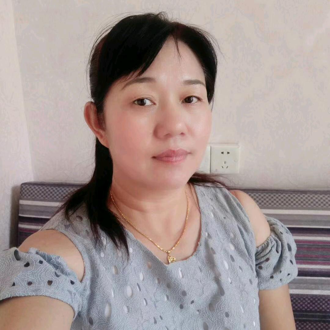 黄记英