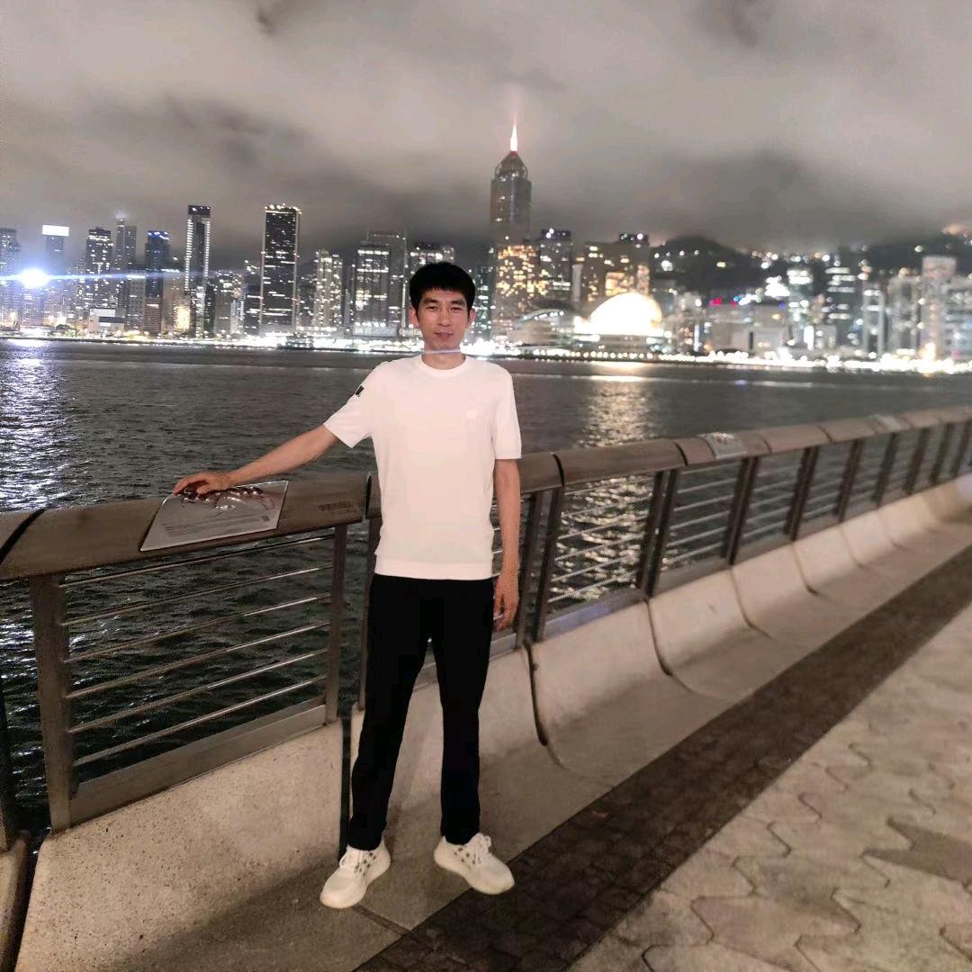 隔壁老王🇨🇳