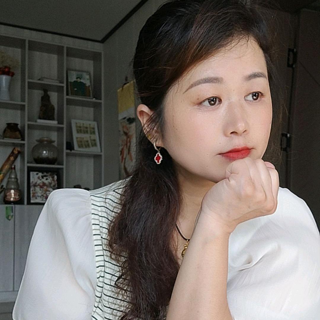 80后单身女人《彭》