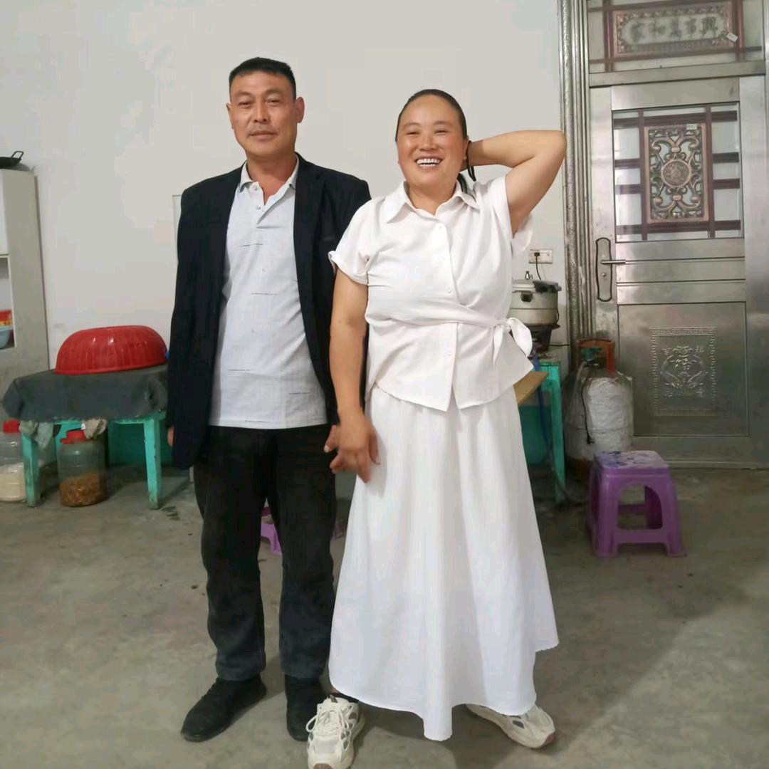 幸福来了唱人生打鼓队。