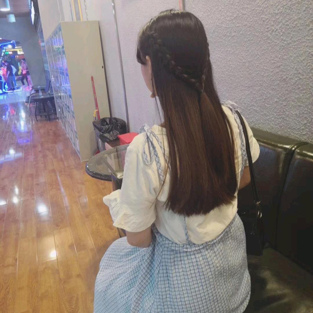 珍珍 💫