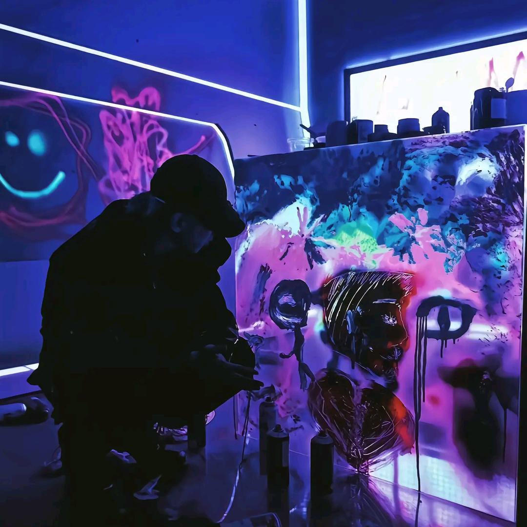 Xxx-
