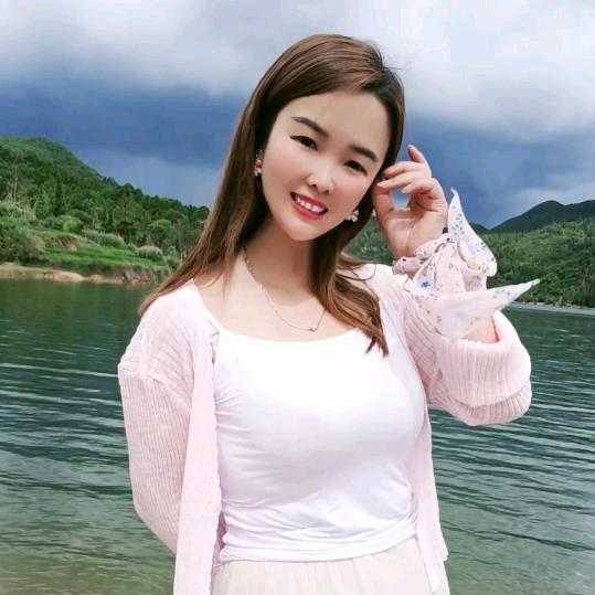小艳艳