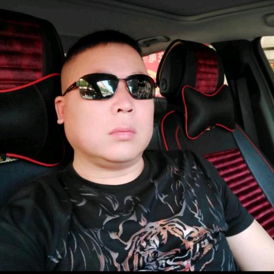 广元朋成精品二手车地娃