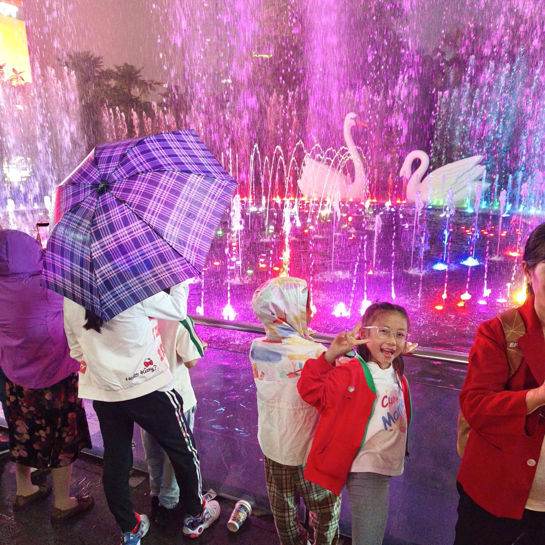 李李不讲理😛😛😛