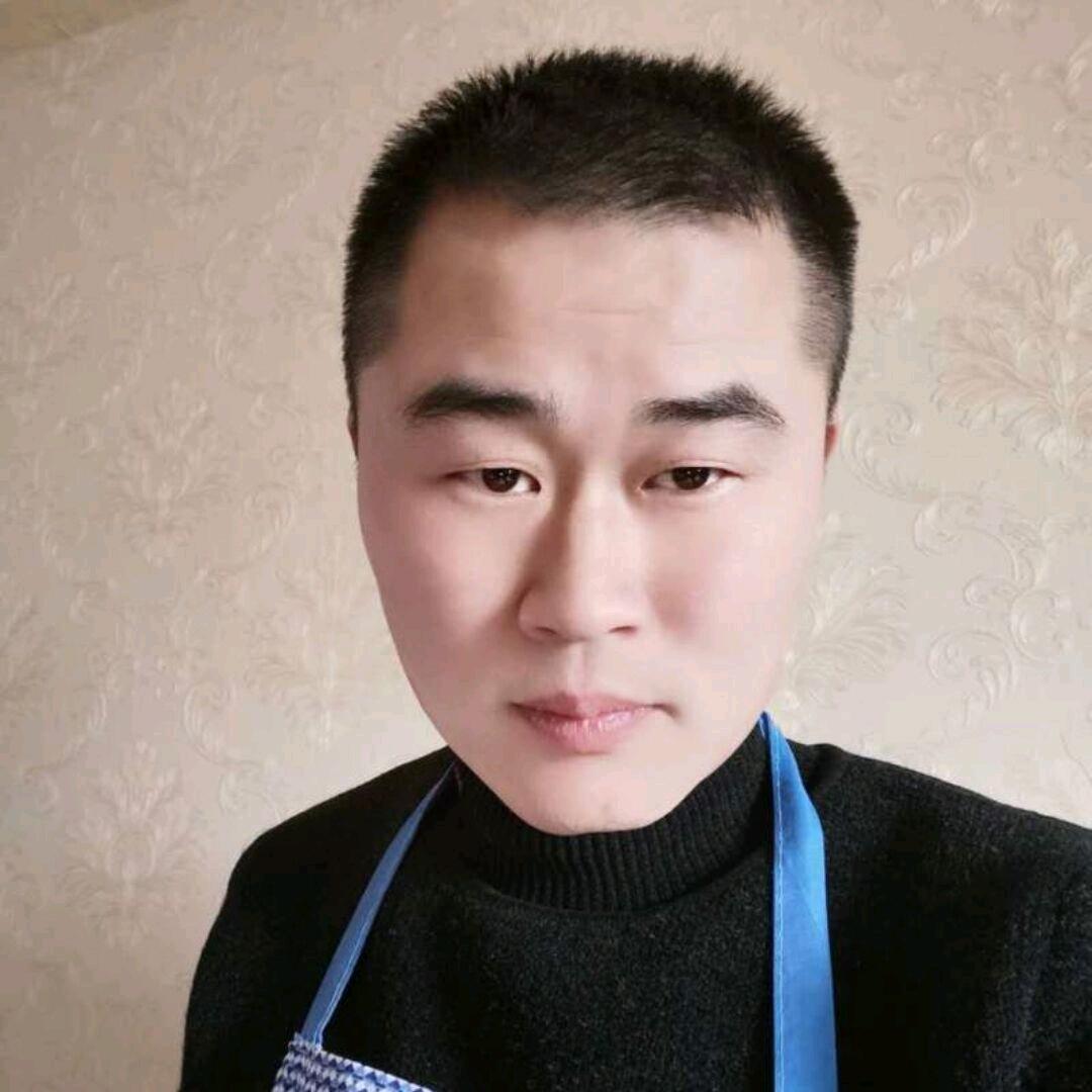 〃眼眸丶带着柔情丿