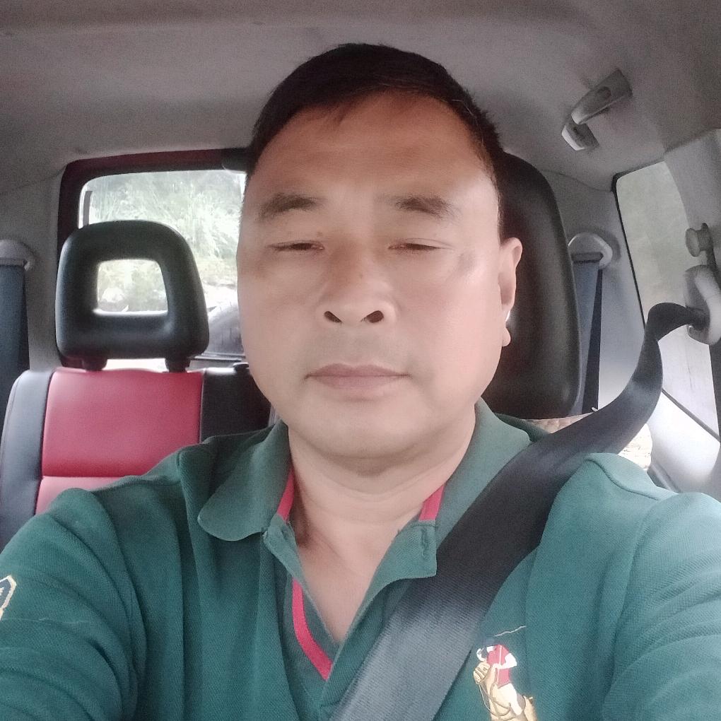 卿山绿水