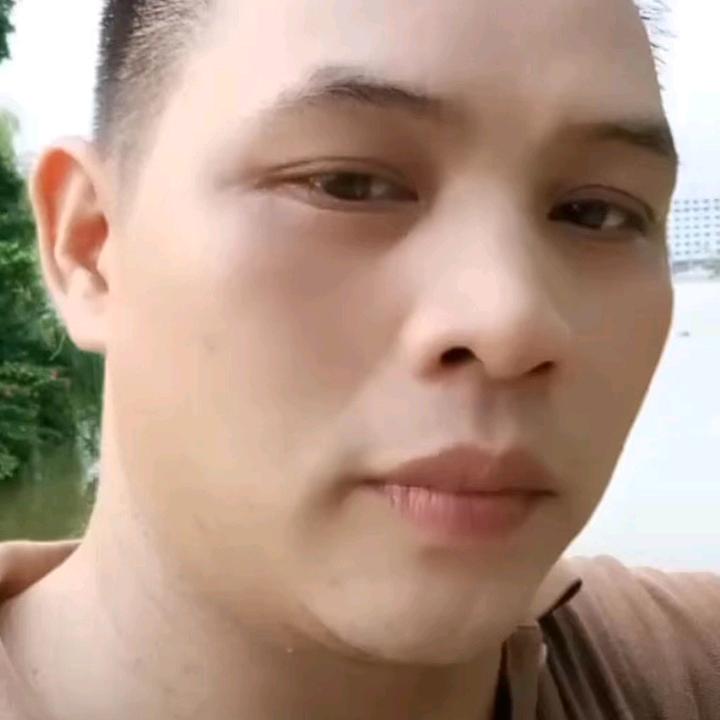 康哥：晚上8点38分开播