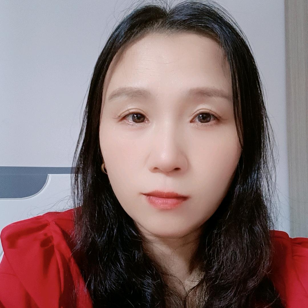 每天开心才是最好的幸福。