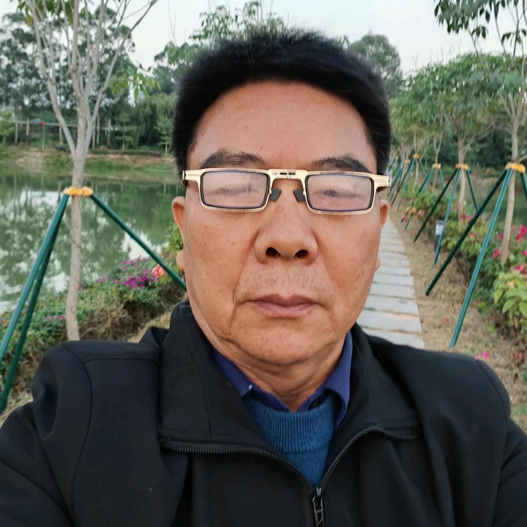军哥，