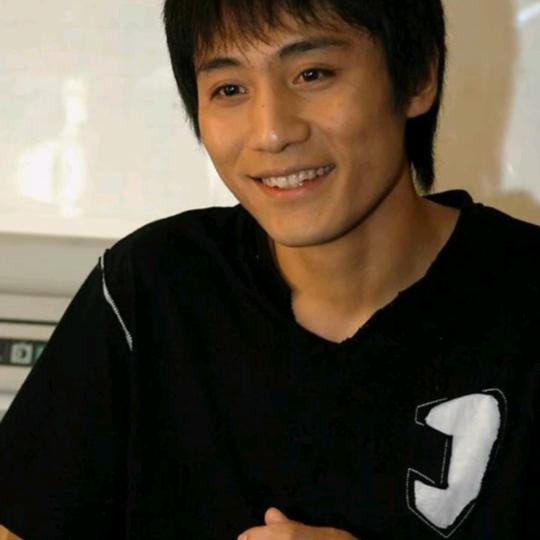 韦小孟