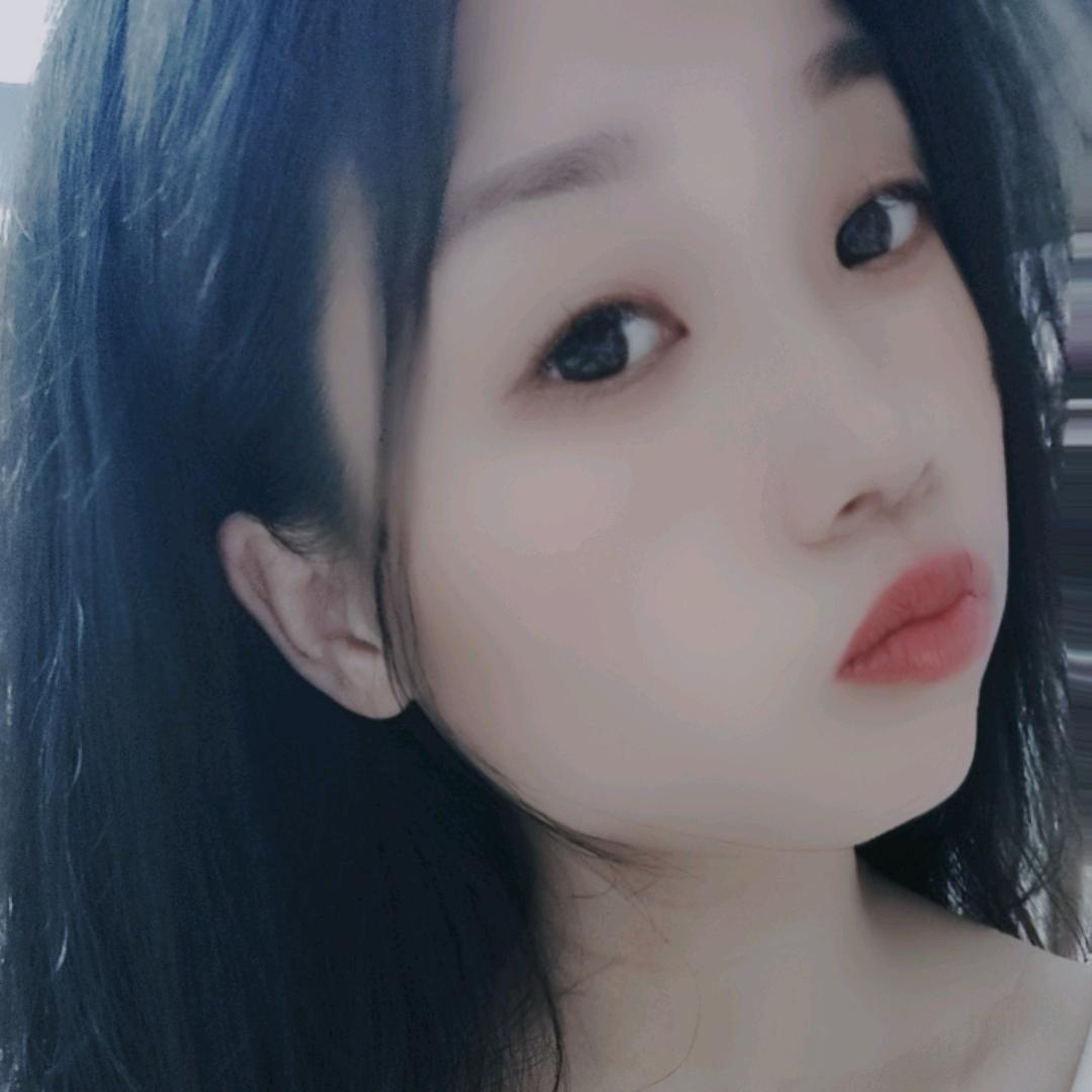 爱笑的傻丫头