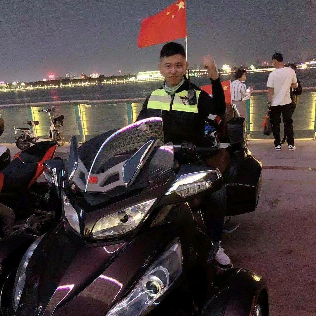 风的奕奕