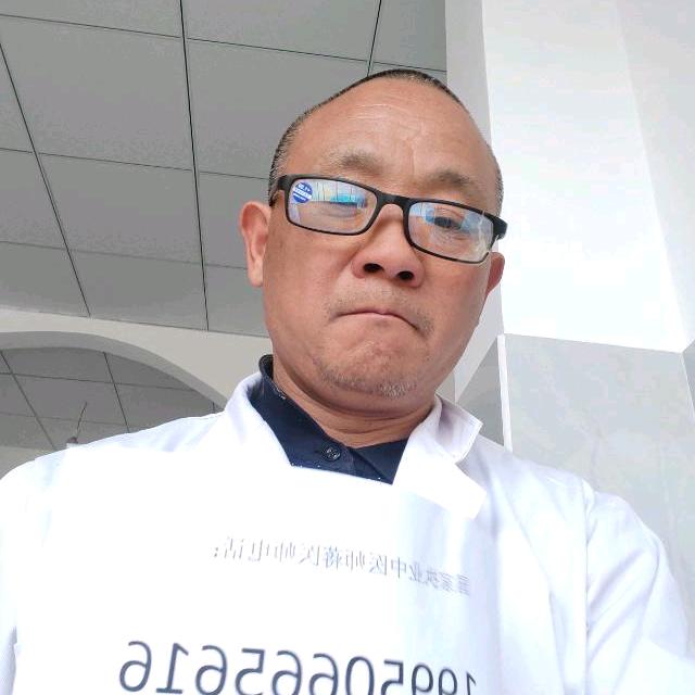 白色鸢尾花