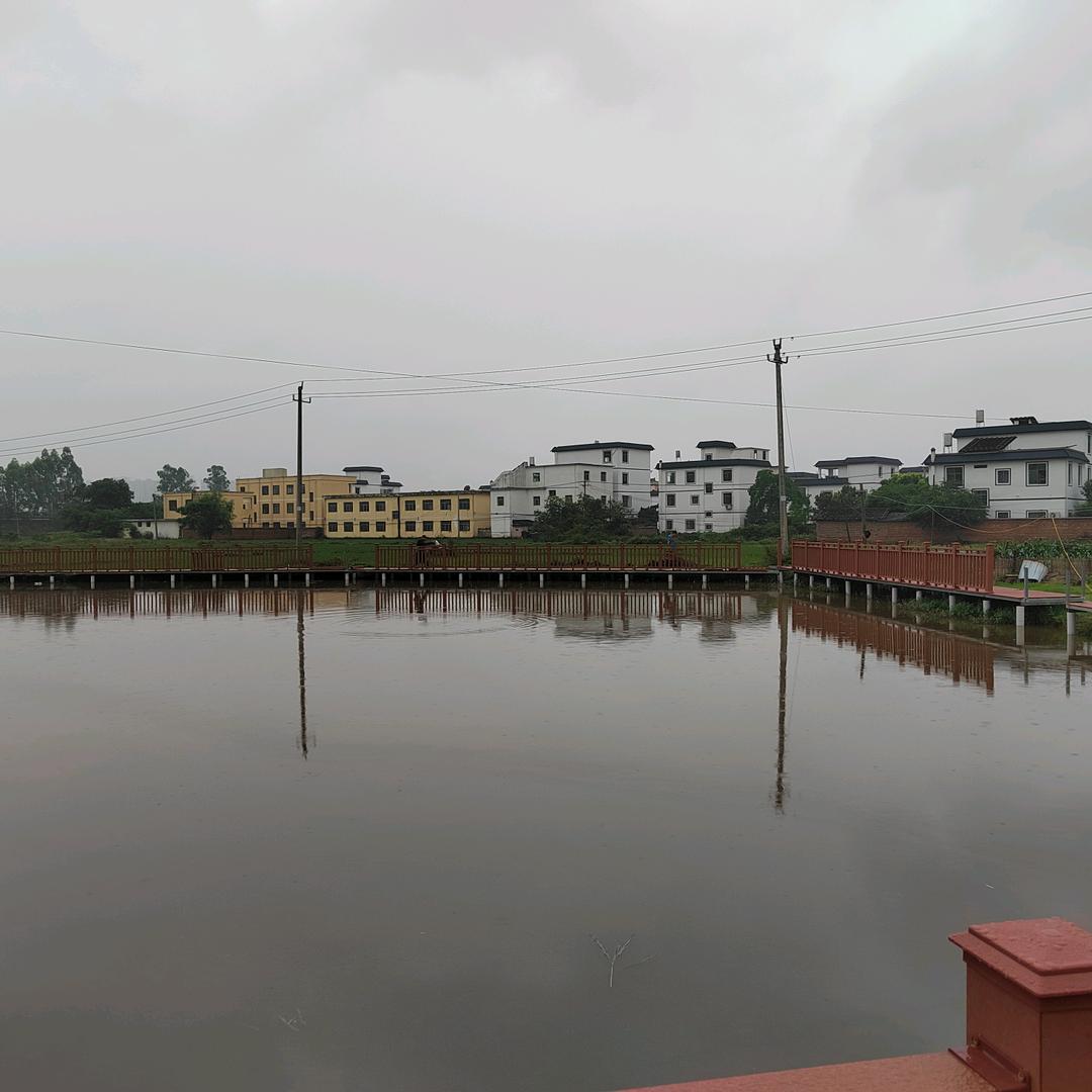 龙腾钢构