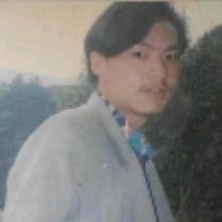 帅哥讲故事