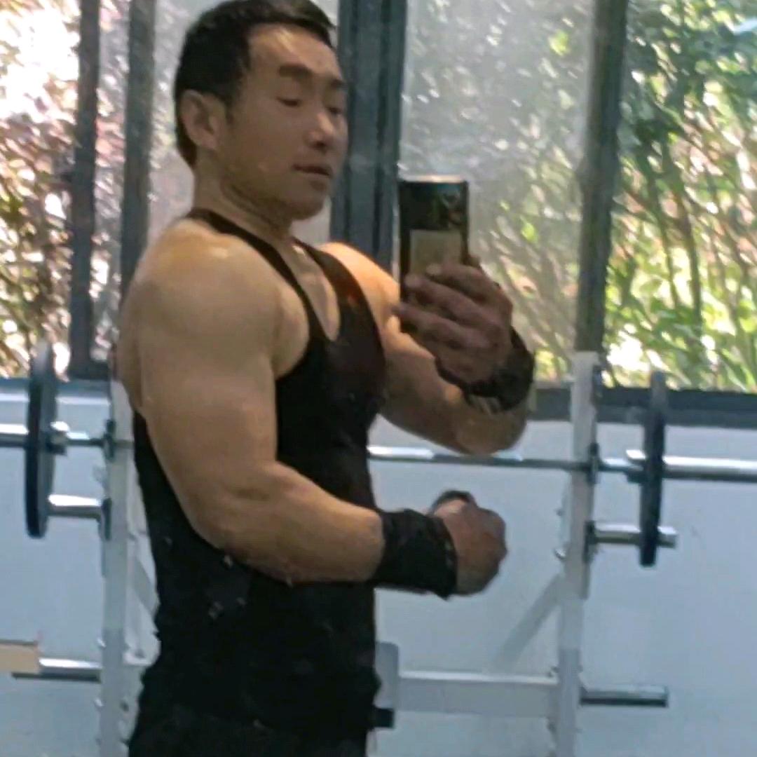 孤独的健身者