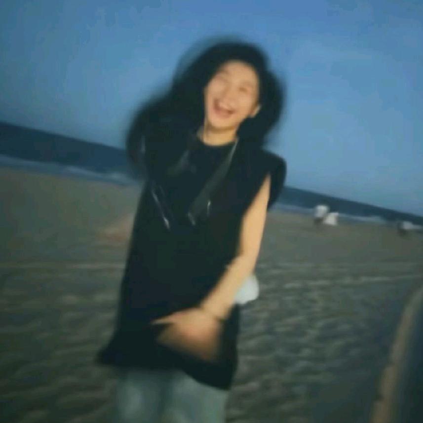 在牛首山吃粉丝的🍌