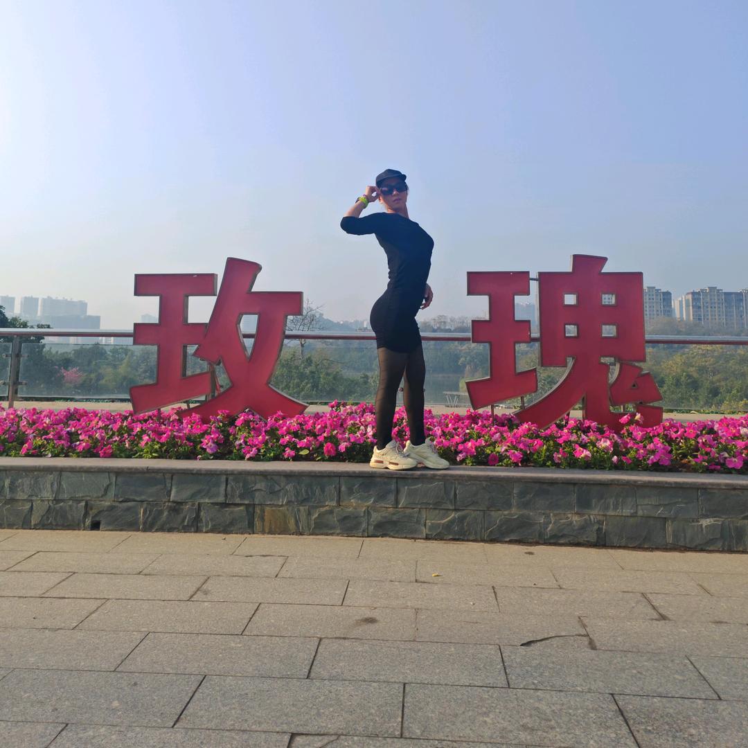 玫瑰爱骑行