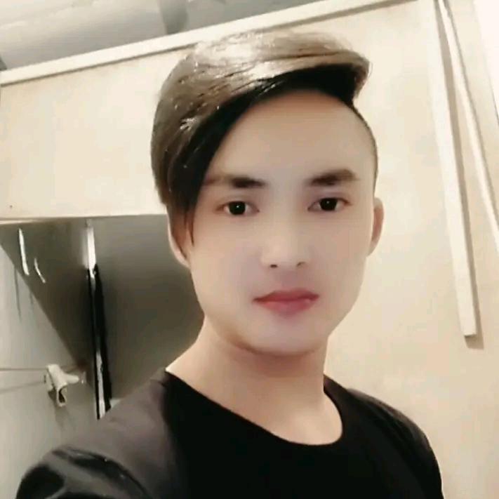 路过的微笑