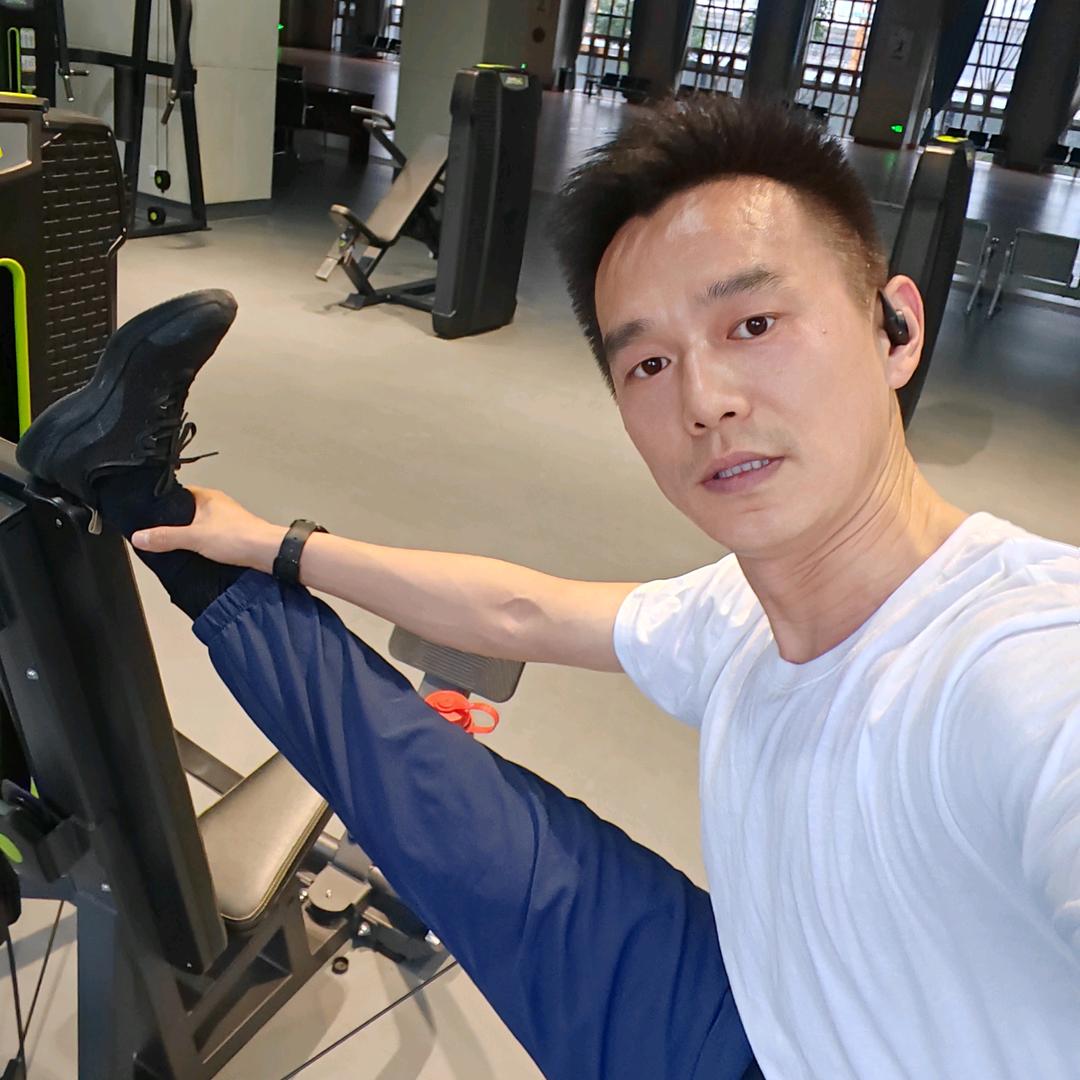 忠稳爱运动