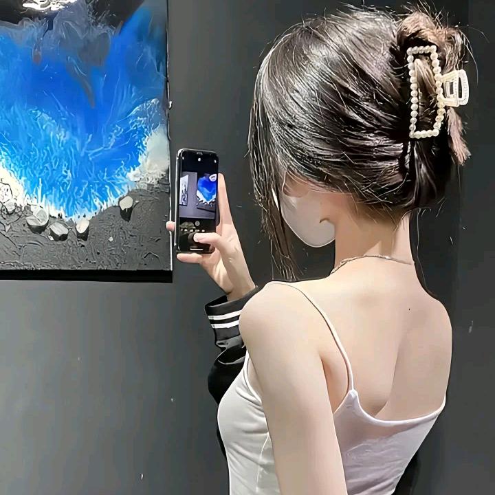 小浠浠吖