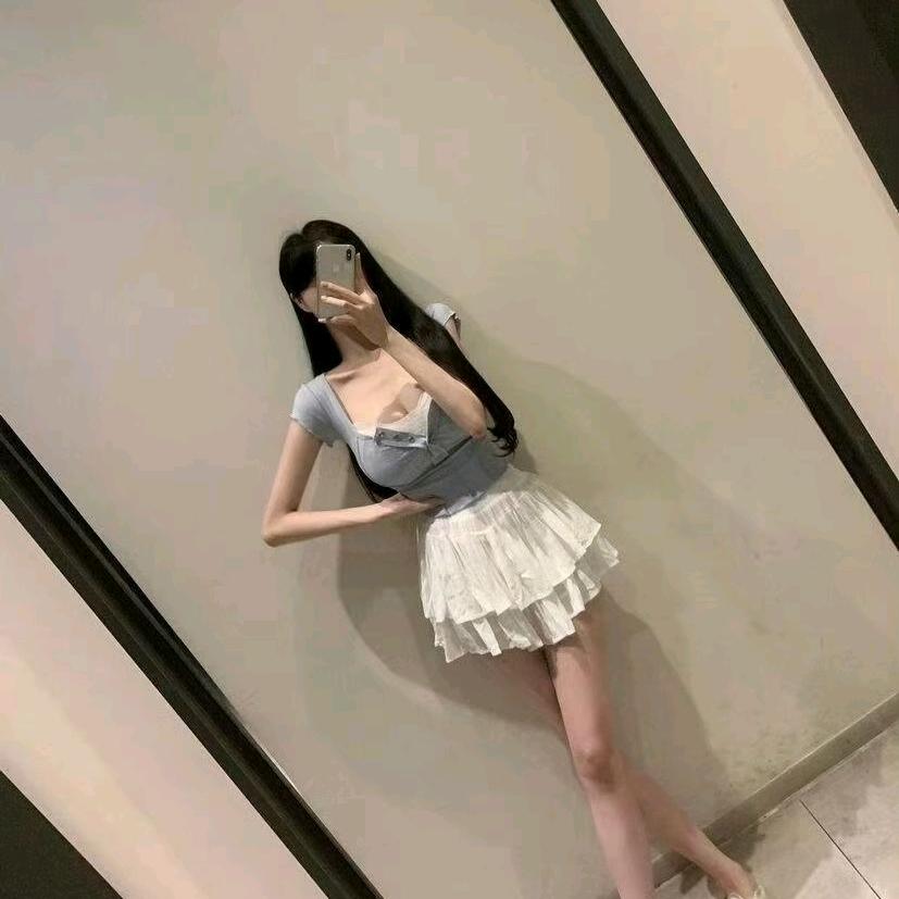 兔兔爱吃胡萝卜🥕