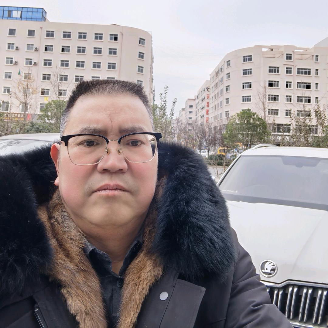 昭通邓师二手车
