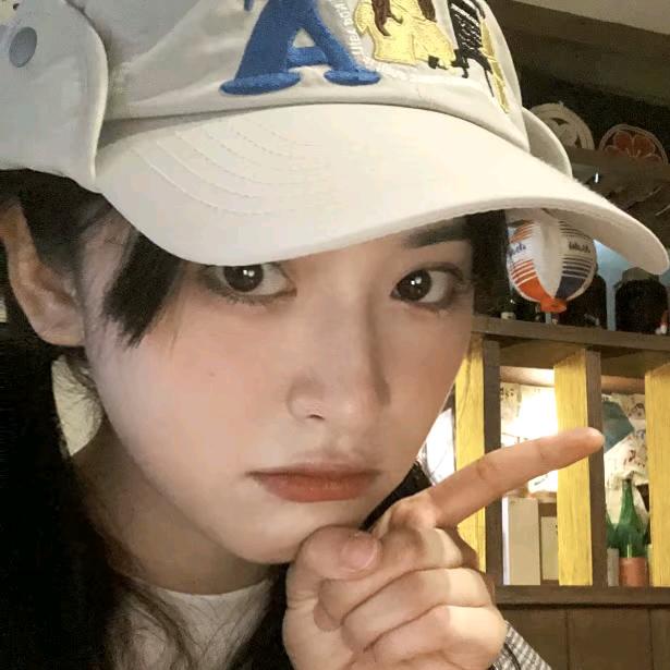 𝙄𝙞𝙞𝙤𝙫𝙚𝟳