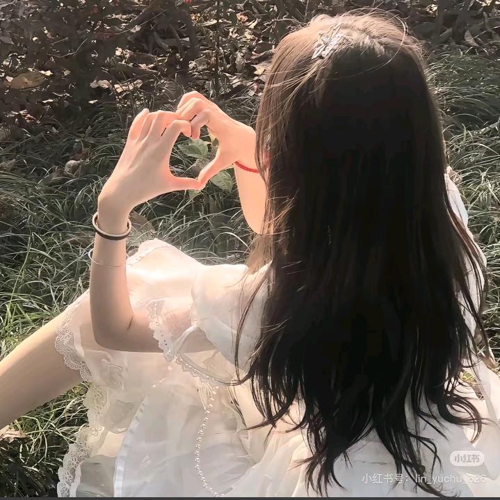手镯子。你