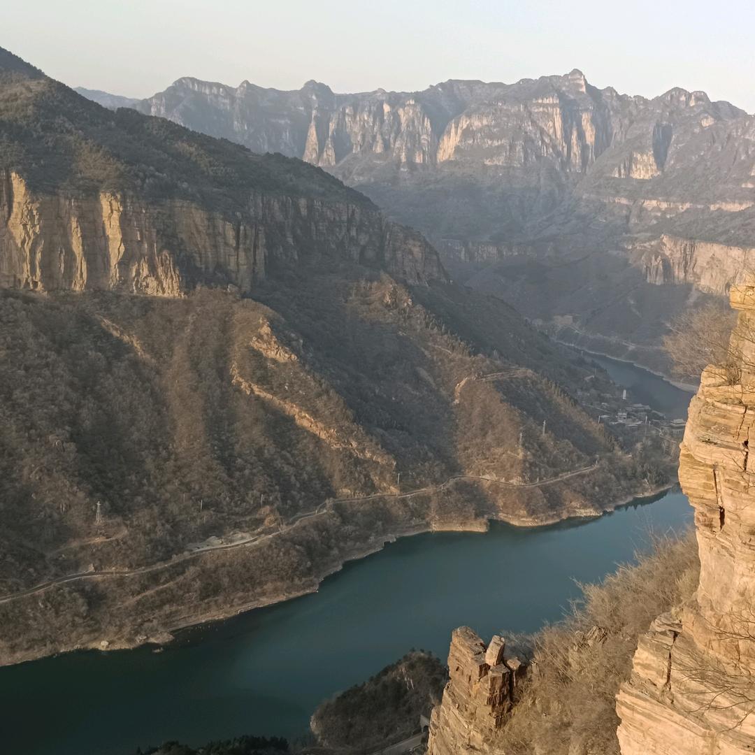 ⚝