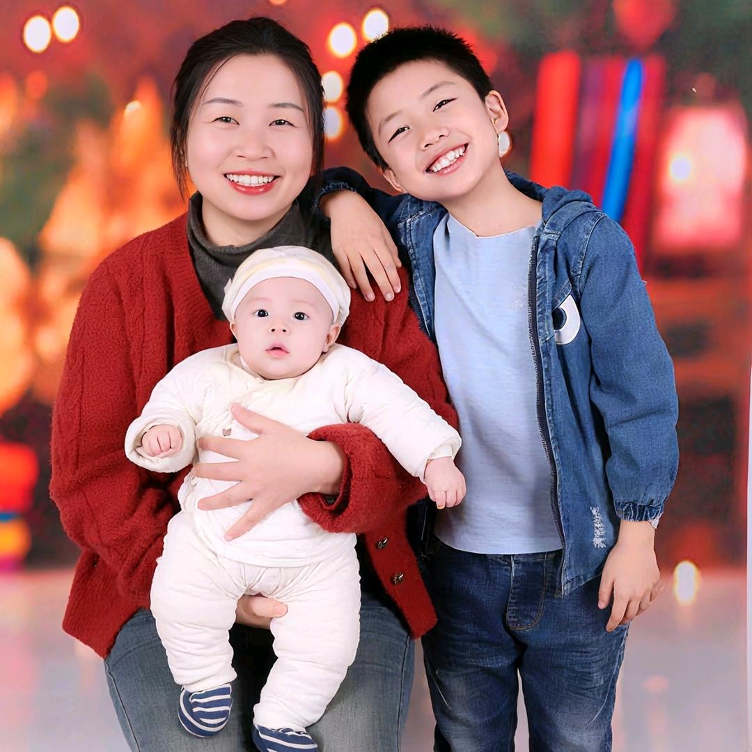 @♥两娃麻麻，(一一在长大)涨粉中