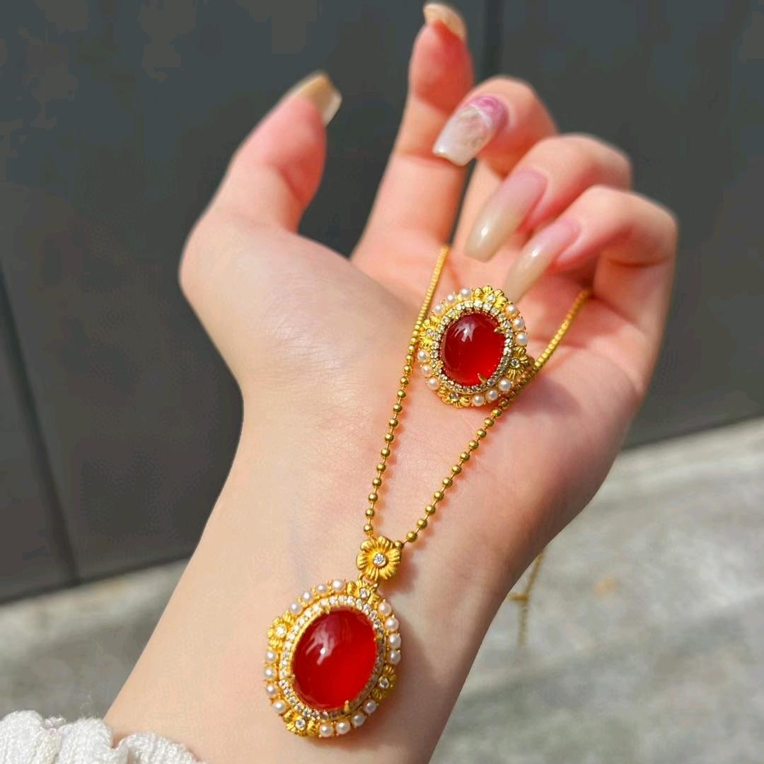 黄金小姐姐（回收/销售黄金）