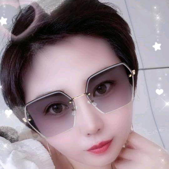 爱的世界只有你