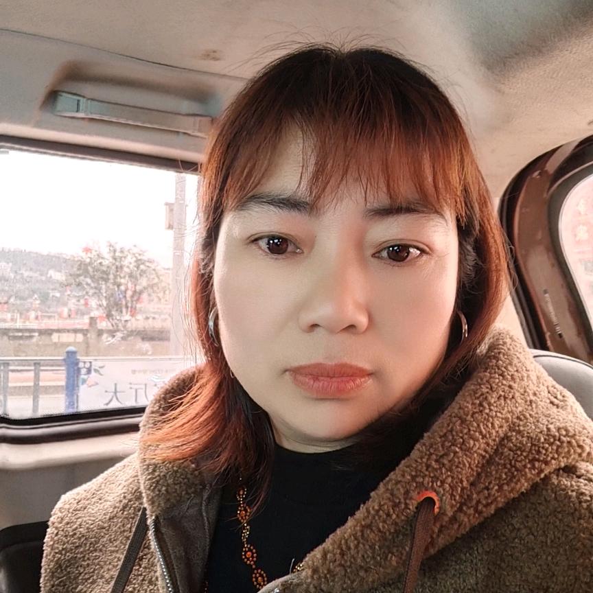 李玲