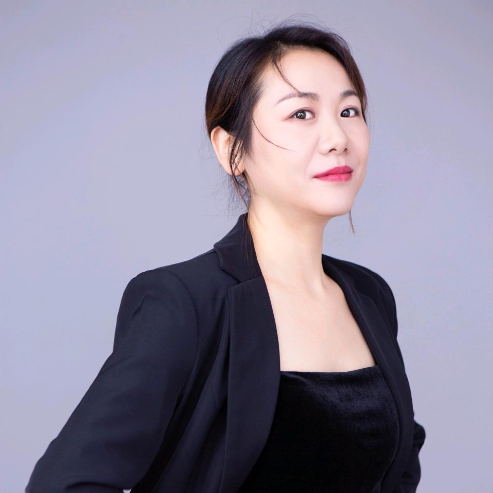 成瑶