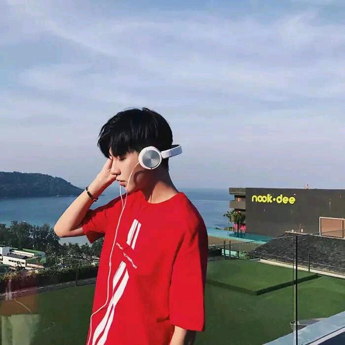 音乐，，，，