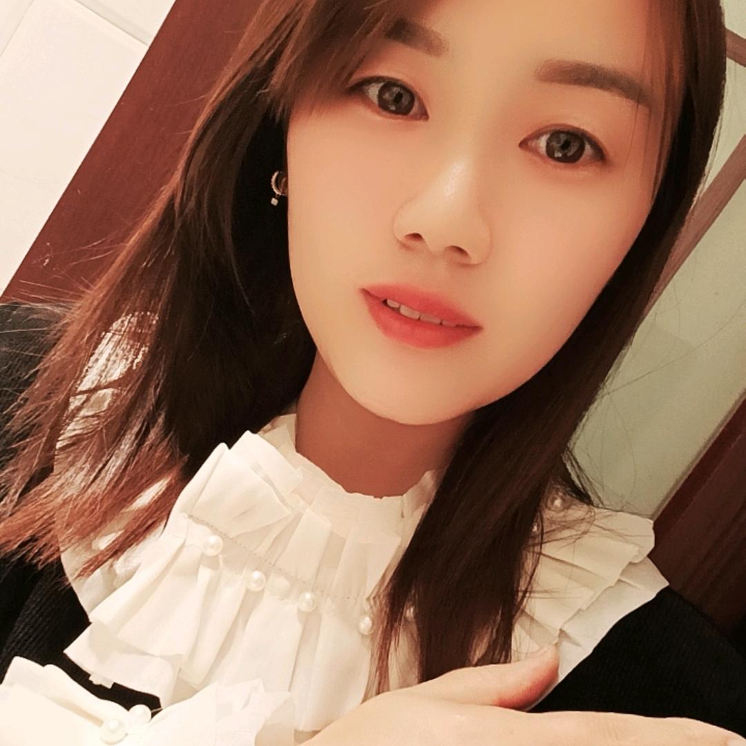 @🎀微微一笑💕