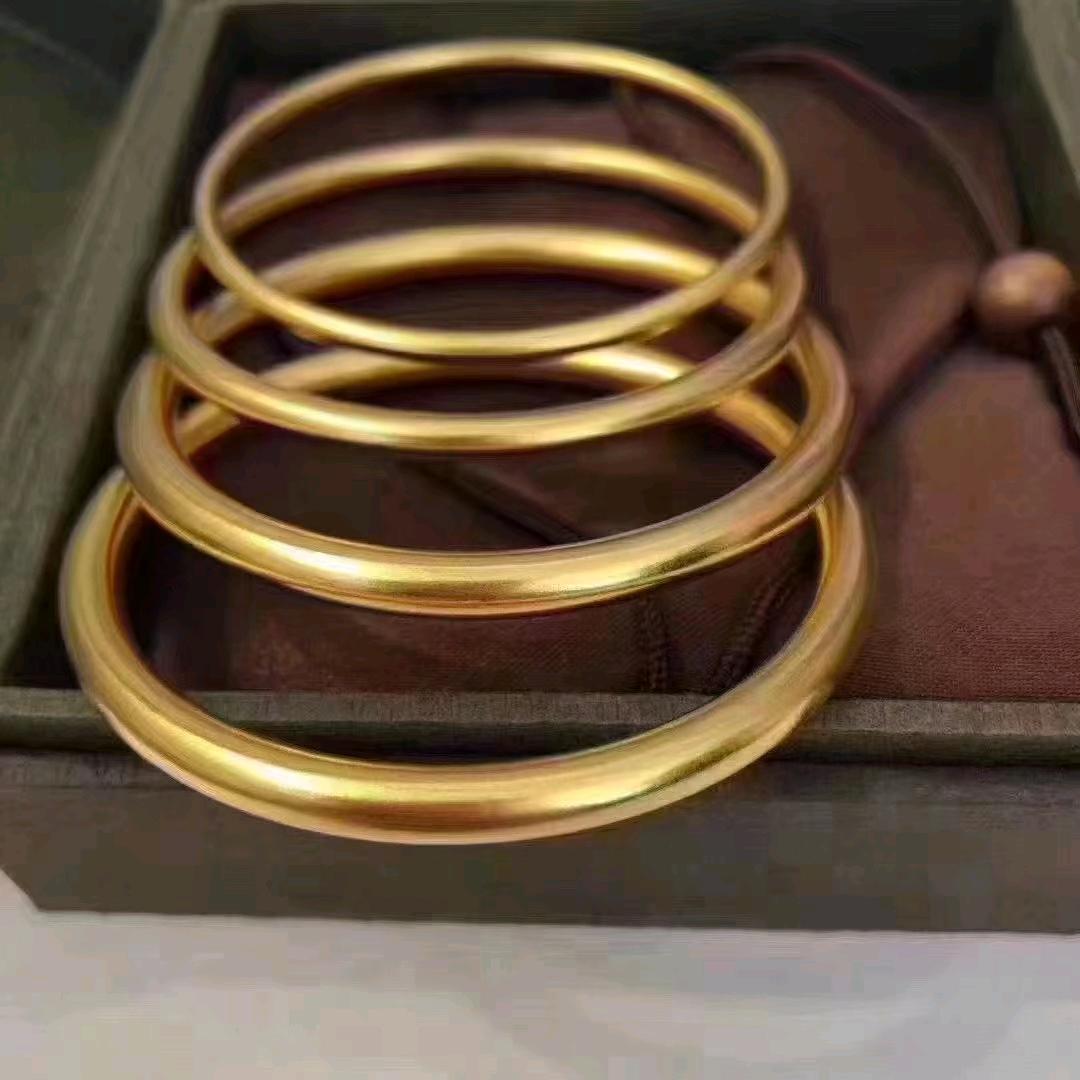 夏中金店明天广场对面