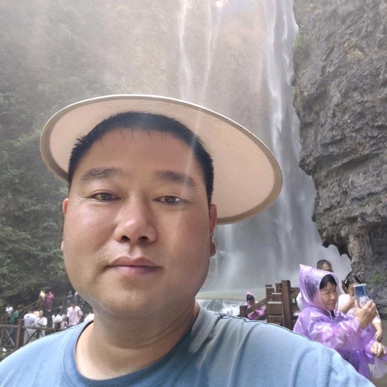 刘俊东