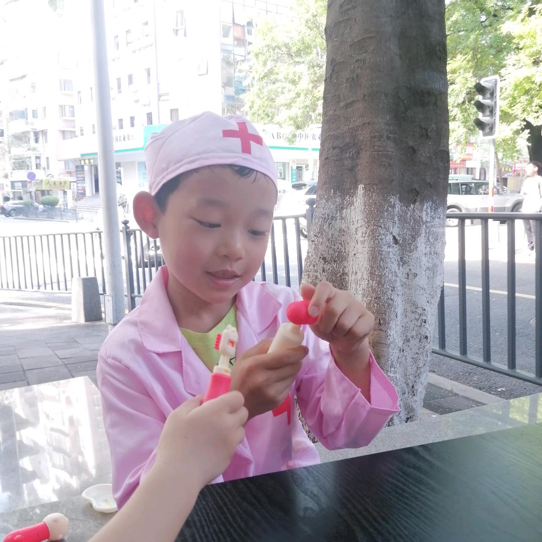 刘一首